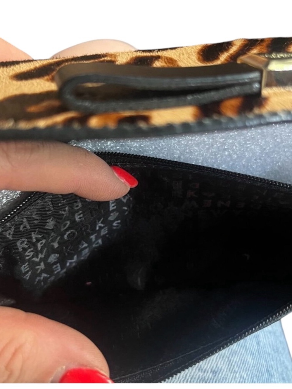 Kate Spade Rivas Street calfhair
Clutch Black Leather NWT - Picture 6 of 7